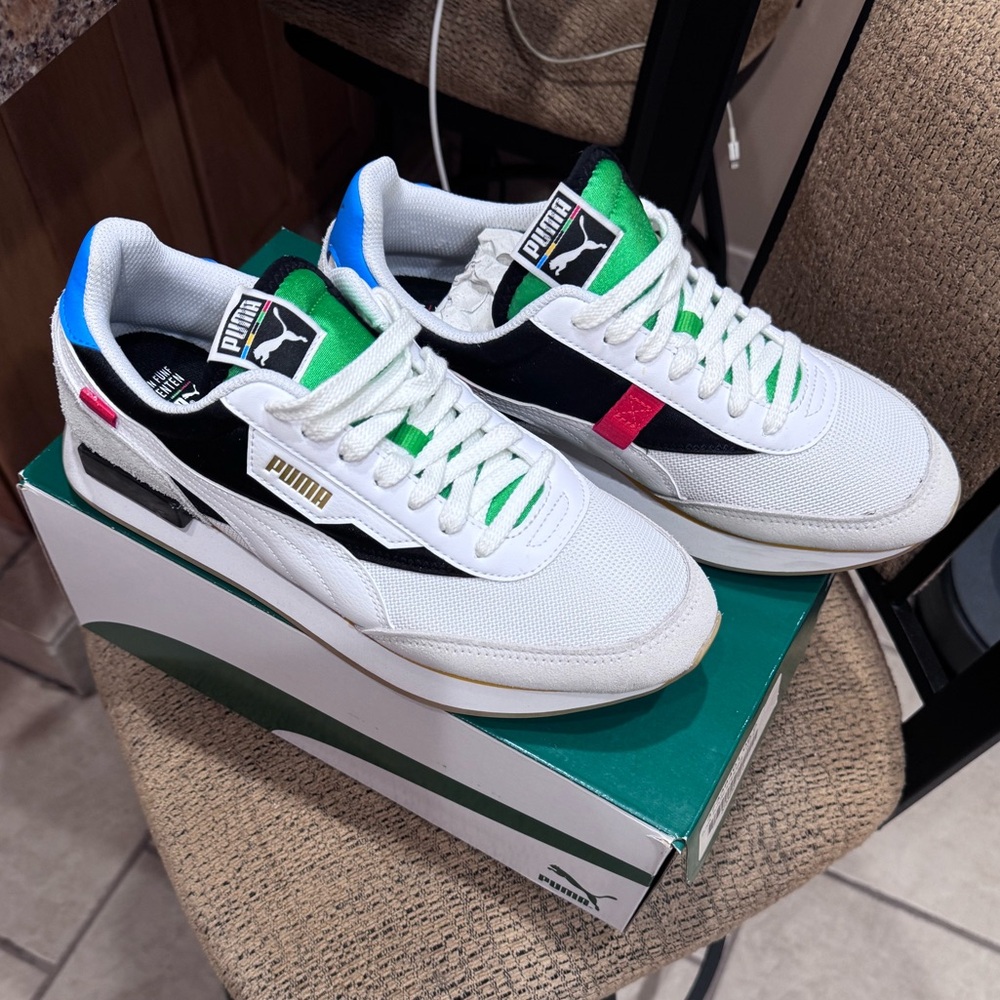 Puma future rider white black green blue accents